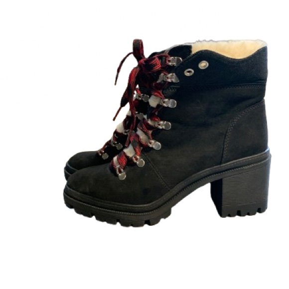 NWOT JELLYPOP Black suede ankle boots - Picture 3 of 6